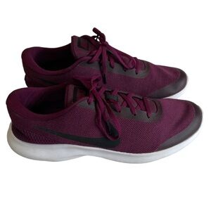 Nike mens flex sneaker size 14 in excellent condition very clean